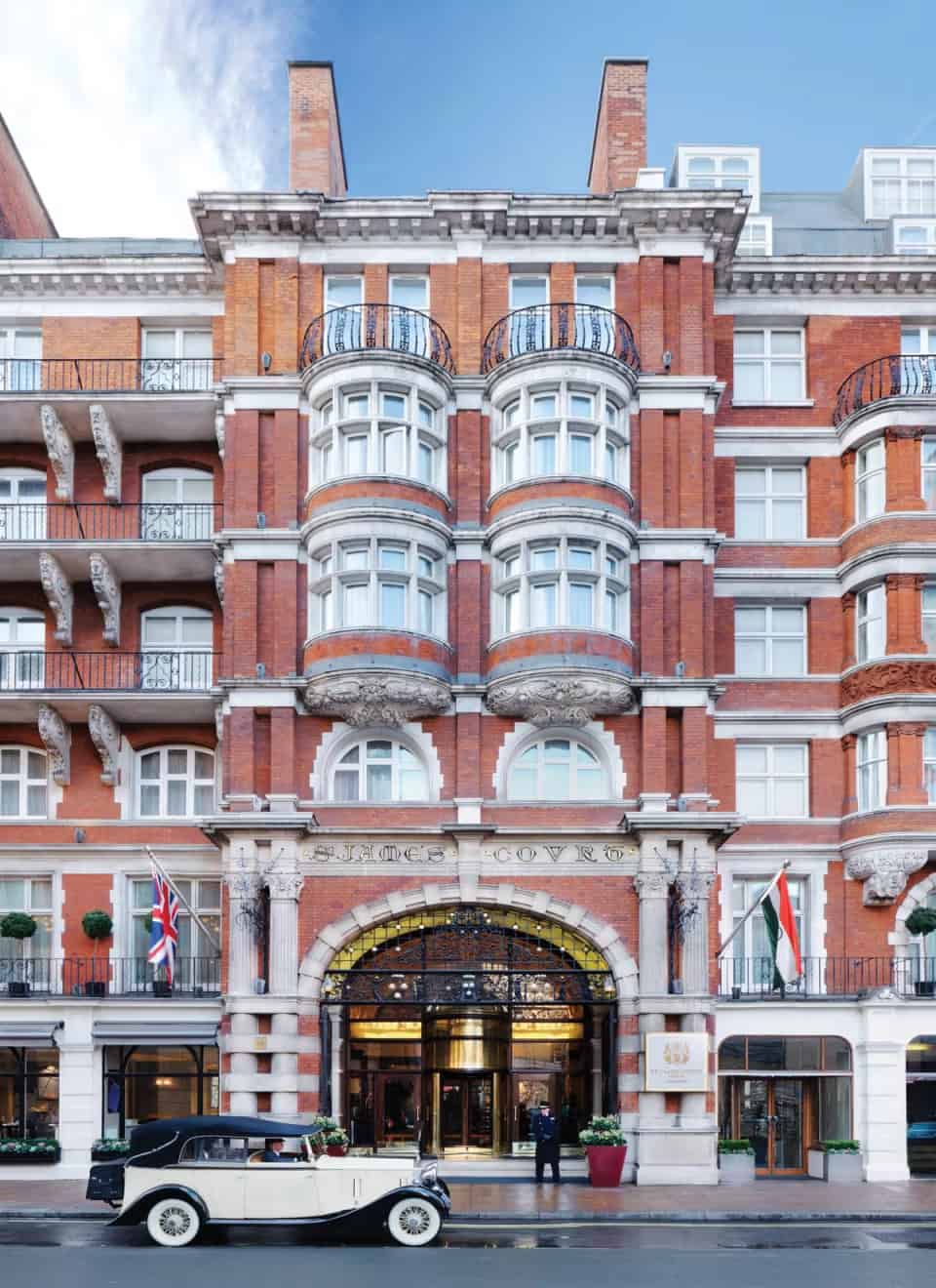 Knightsbridge Luxe & Casino – London luxury hotel with casino